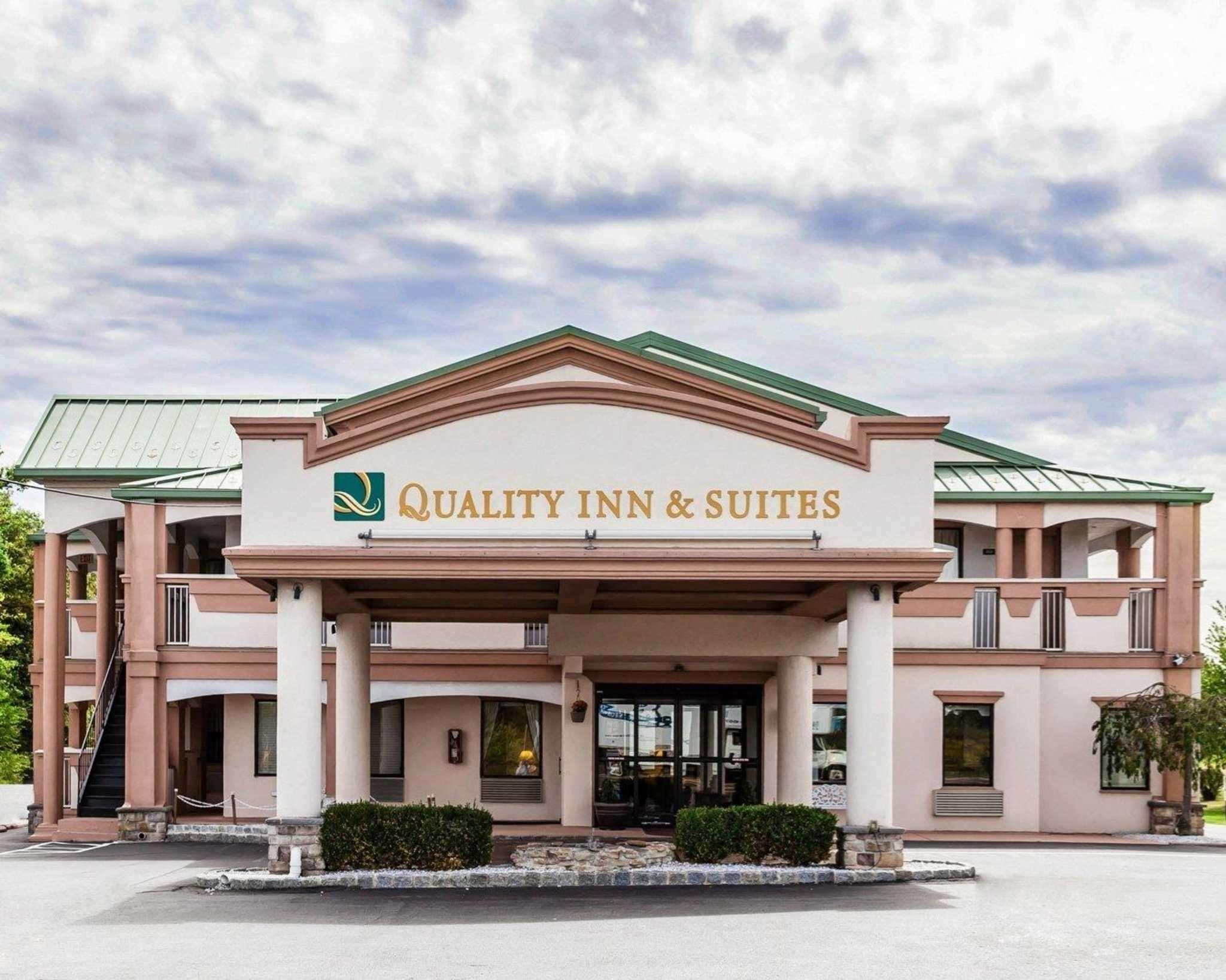 Quality Inn & Suites Quakertown-Allentown Esterno foto